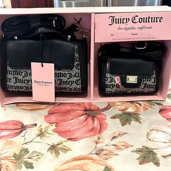 Juicy couture logo mommy and me, Minnie flap tote Crossbody set